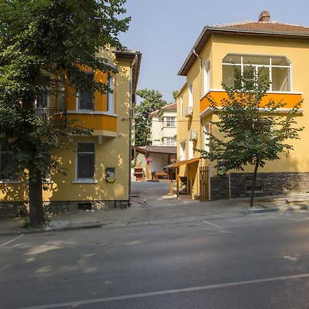 Guest House Anelim Велико-Тирново Екстер'єр фото