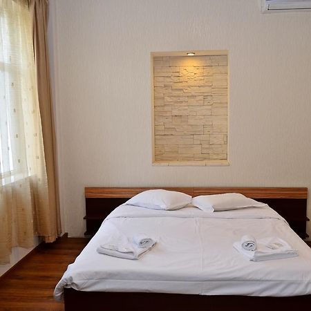 Guest House Anelim Велико-Тирново Екстер'єр фото