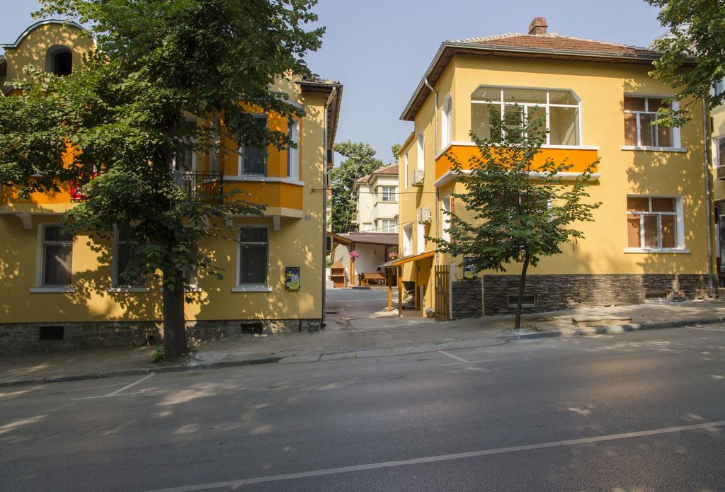 Guest House Anelim Велико-Тирново Екстер'єр фото