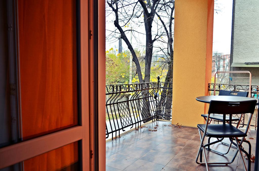 Guest House Anelim Велико-Тирново Екстер'єр фото