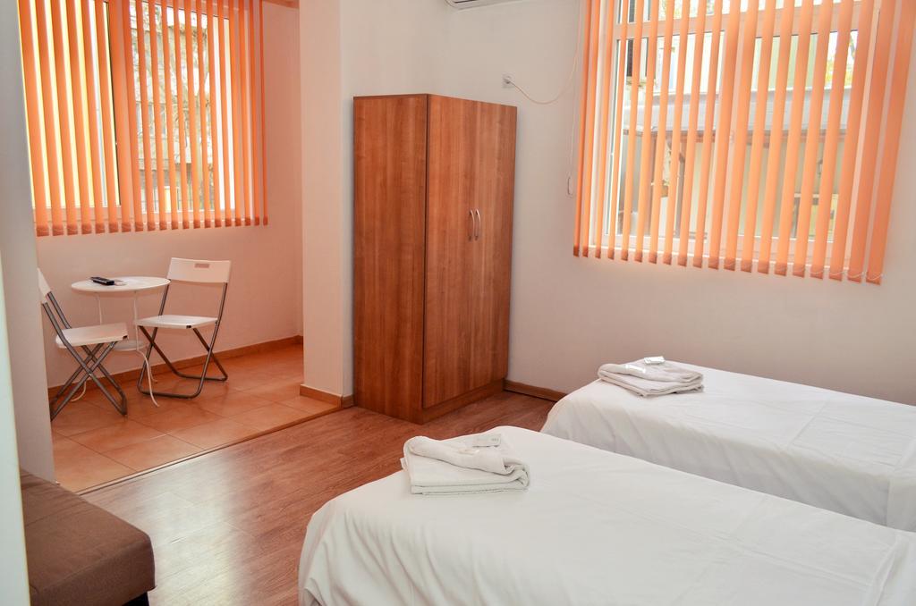 Guest House Anelim Велико-Тирново Екстер'єр фото