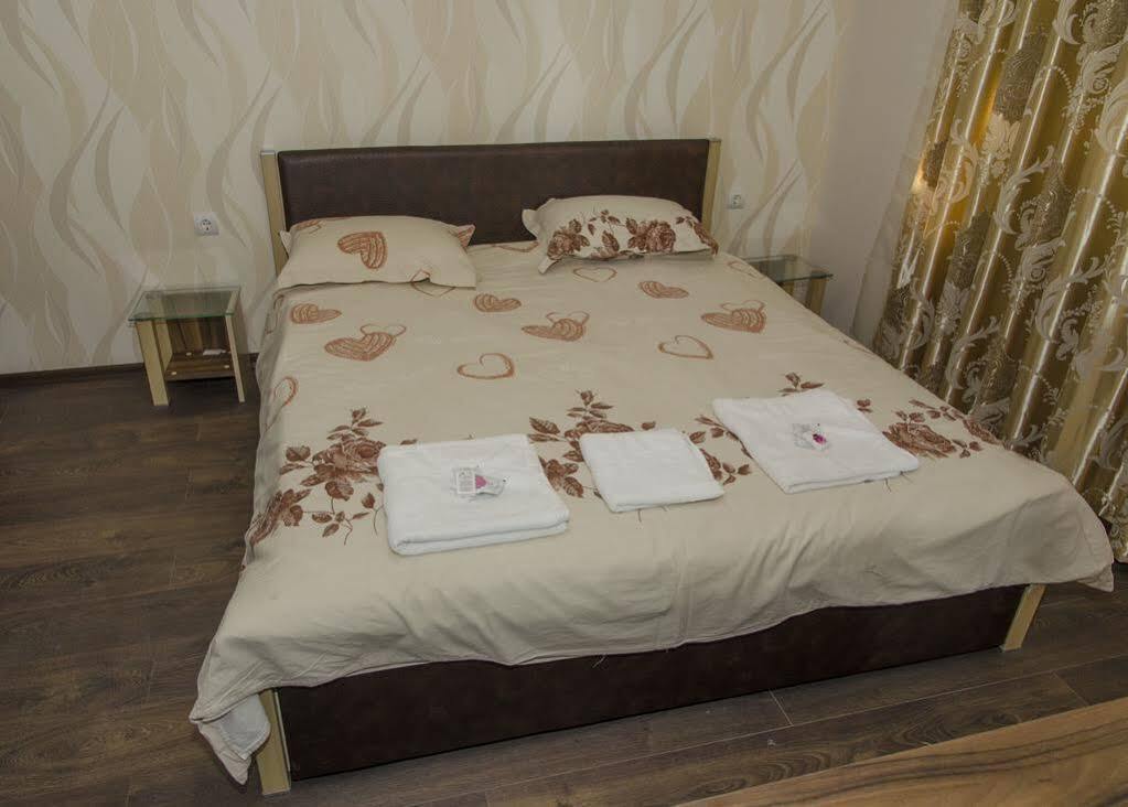 Guest House Anelim Велико-Тирново Екстер'єр фото